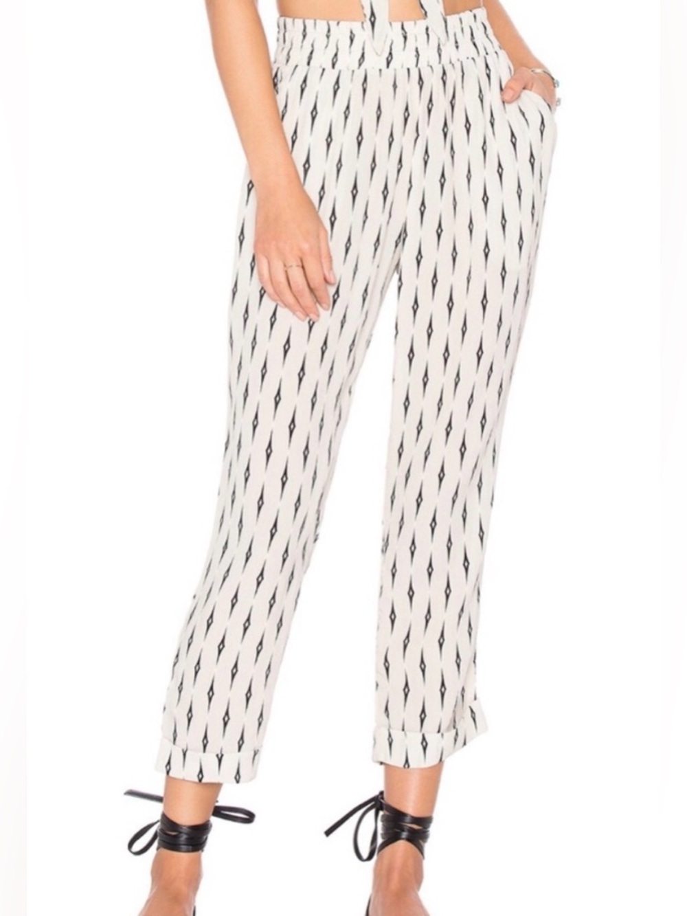 🌸 Beach Riot Carter Pants in Diamond Cream and Black Print Size Medium
